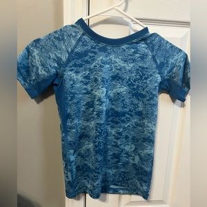 Boys All In Motion Shirt size Small 6/7 NWT